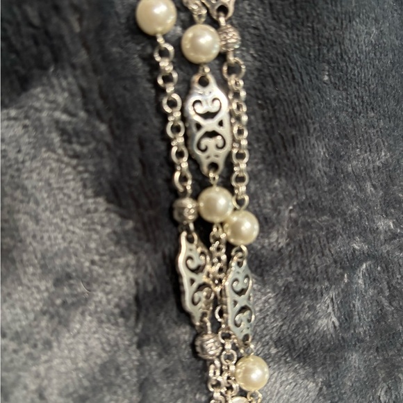 Brighton Silver & Pearl Heart Bracelet – 10” Adjustable - Picture 2 of 3